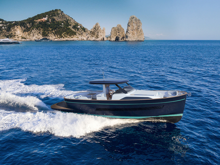 Nouveau navire amiral d'Apreamare : le Gozzo 45