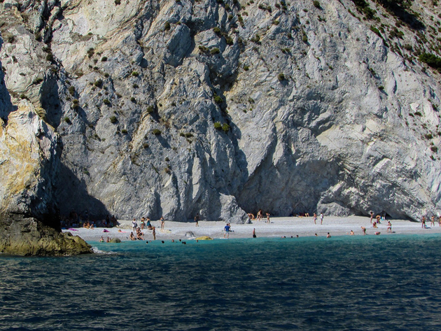 Plage de Lalaria sur l'île de Skiathos Nautisme Article