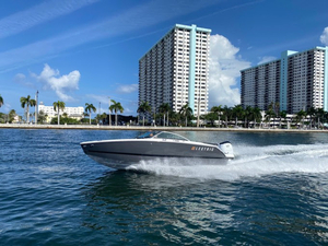 Groupe Beneteau : partenariat avec Vision Marine Technologies pour les bateaux à moteur hors-bord électrique 