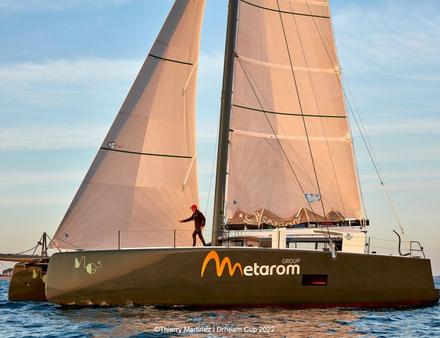Marc Guillemot vainqueur en Rhum Multi sur Metarom Group Nautisme Article