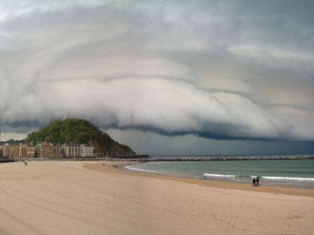 Le nuage annonciateur du vent de Galerne Le nuage annonciateur du vent de Galerne