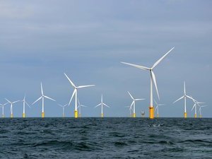 Un parc éolien en mer d'Oléron, éloigné des côtes et d'un parc naturel marin