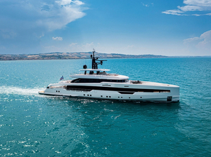 CRN vient de livrer son dernier superyacht entièrement personnalisé de 52 m : le M/Y CIAO