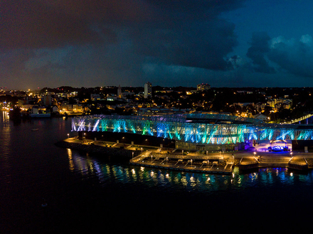 Le Memorial Acte à Pointe à Pitre, magnifique écrin pour célébrer l'arrivée des marins