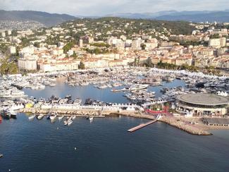 Cannes Yachting Festival 2022 - Le Groupe...