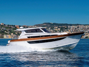 Libeccio 13.5 Cabin : le nouveau flagship de Gozzi Mimì se dévoile