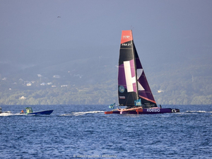 Ocean Fifty - Victoire d'Erwan Le Roux  au finish !