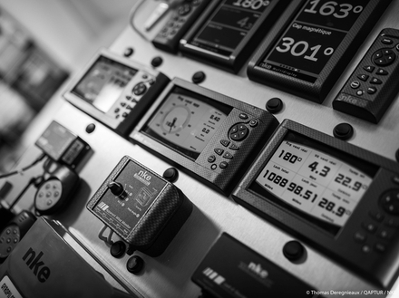 nke sur un bateau de course nke sur un bateau de course