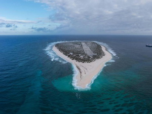 Tromelin : trois mois sur une île déserte