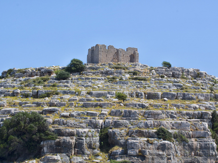 La forteresse Tureta vue de la mer