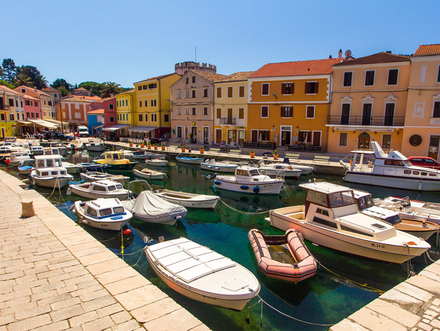 Le charmant petit port de Veli Losinj
