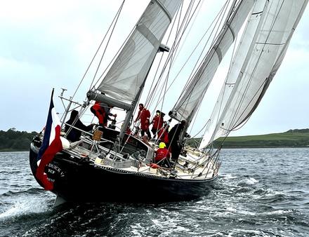Pen Duick VI mené par Marie Tabarly - Nautisme Article