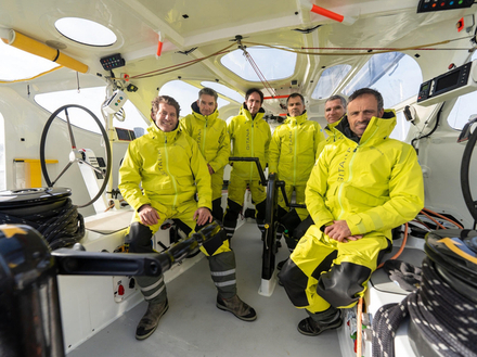 L'équipage du Maxi Edmond De Rothschild pour la tentative de Trophée Jules Verne 2023 Nautisme Article