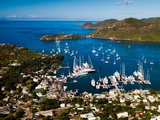 Saint-Valentin, jour de régate à Antigua !