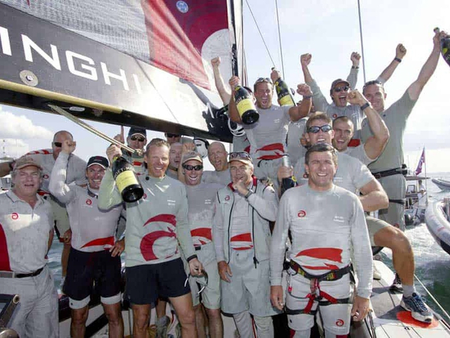 L'équipage Suisse vainqueur à Auckland en 2003 - Nautisme Article