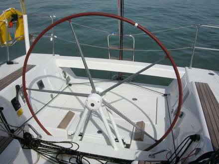 Bateau sous pilote Bateau sous pilote