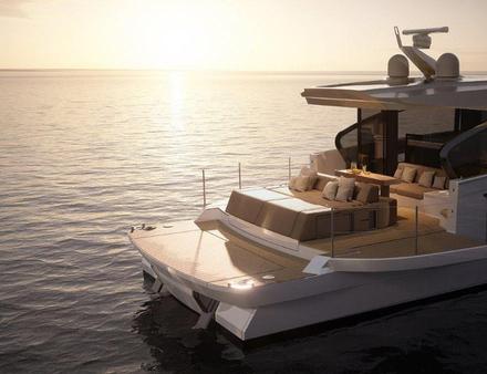 Seadeck 6 : la terrasse arrière Fun Island, pour être au plus près de l'eau Nautisme Article