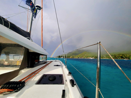 Nous sommes le principal distributeur de voiliers en Polynésie, et plus largement dans les îles du Pacifique sud. 