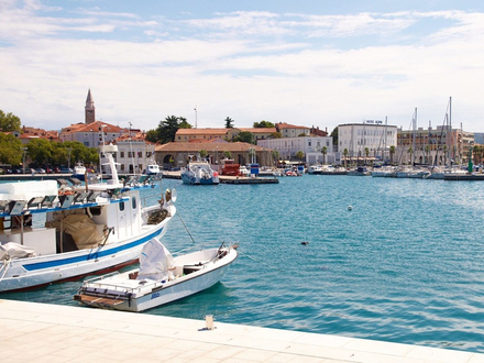 Koper est une réelle bouffée d'authenticité qu'il faut absolument visiter si vous partez en Slovénie.  Koper est une réelle bouffée d'authenticité qu'il faut absolument visiter si vous partez en Slovénie.