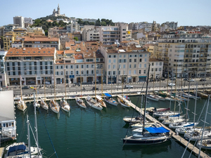 Société Nautique de Marseille : un bord de plus vers les jeunes Phocéens avec l'Unicef