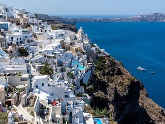  Départ pour Santorin, le charme à la grecque ! 