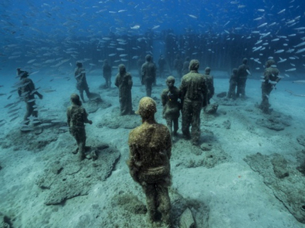 Crossing the Rubicon, Jason deCaires Taylor Crossing the Rubicon, Jason deCaires Taylor