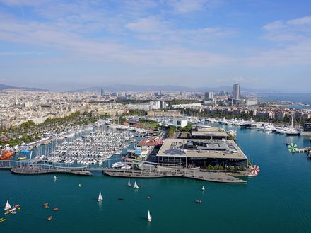 Port de plaisance au coeur de Barcelone Port de plaisance au coeur de Barcelone