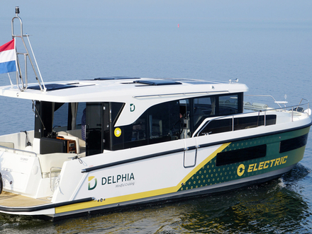 Aqua superPower accompagnera le réseau de distribution Delphia sur toute la partie liée aux bornes de recharge électriques. Aqua superPower accompagnera le réseau de distribution Delphia sur toute la partie liée aux bornes de recharge électriques.