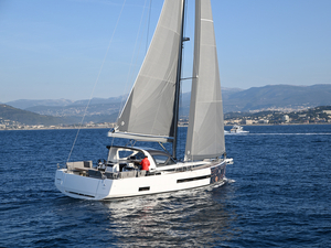 Essai Jeanneau Yachts 55 : la révolution a du bon !