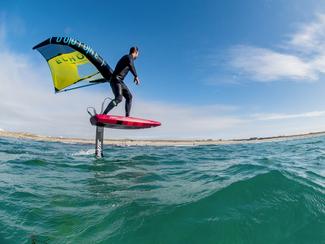 Wingfoil : décoller et réaliser ses premiers...