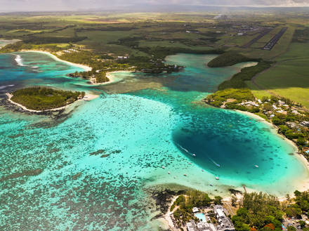 Bue Bay est une réserve marine à la biodiversité exceptionnelle, un incontournable pour les adeptes du snorkeling. 