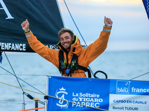 Benoît Tuduri, premier sur la ligne de l'étape 1 de la 54e édition de La Solitaire du Figaro Paprec