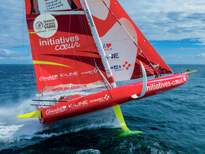 Sam Davies et Jack Bouttell visent le top 10 de la Transat Jacques Vabre
