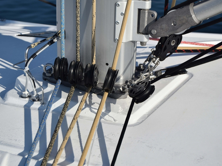 Poulies frictions pied mât Nautisme Article