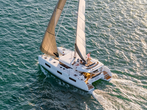 Dream Yacht Worldwide renouvelle sa flotte avec 77 catamarans neufs