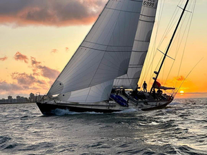 Marie Tabarly - Pen Duick VI : 37 jours en tête sur 40 jours de course