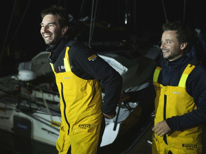 Transat Jacques Vabre 2023 : rafale de Class40 dans la nuit à Lorient 