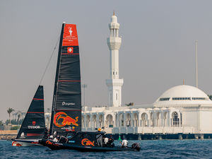 Alinghi Red Bull Racing en mode course à Djeddah