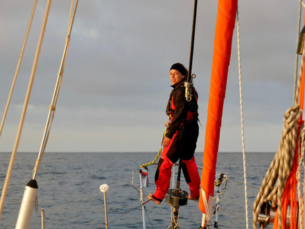 Juliette Bousquet, de l'équipe Explorer, surveille l'arrivée de la tempête Nautisme Article
