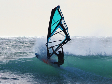 Activité planche à voile sur le lac Arenal Nautisme Article