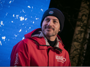 ARKEA ULTIM CHALLENGE : Éric Péron, à J-7 du départ : « Fier du travail accompli, un moment à célébrer »