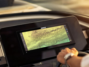 Simrad Yachting : NSX® ULTRAWIDE, premier écran ultra-large pour la navigation