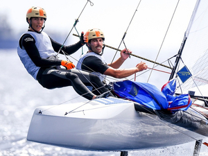 Paris 2024 - Voile : Lou Berthomieu de retour sur l'eau avec Tim Mourniac, cap sur deux mois d'entraînement en Nacra 17 aux Canaries