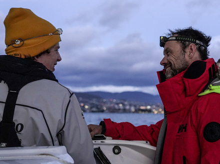 Thomas Coville en escale technique  Thomas Coville en escale technique