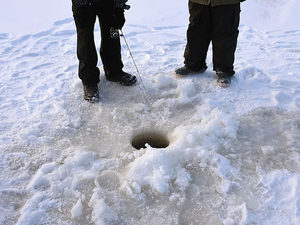 Au Québec, la pêche sur glace perturbée par un hiver moins froid