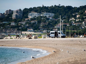 A Marseille, pour éviter leur disparition, la ville projette de recharger certaines plages en sable