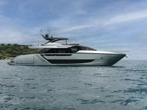 Le Groupe Ferretti présente la Riva 82 Diva au Dubai Boat Show