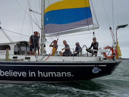 Ocean Globe Race : compte à rebours final, la flotte s'active à Punta del Este