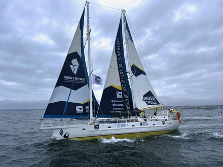 Le Why sous voiles - Under The Pole Le Why sous voiles - Under The Pole