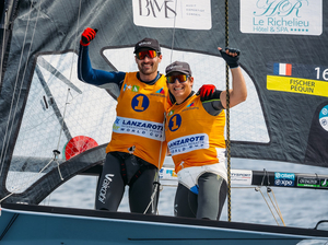 Clément Péquin et Erwan Fischer : champions du monde dériveur double masculin (49er)